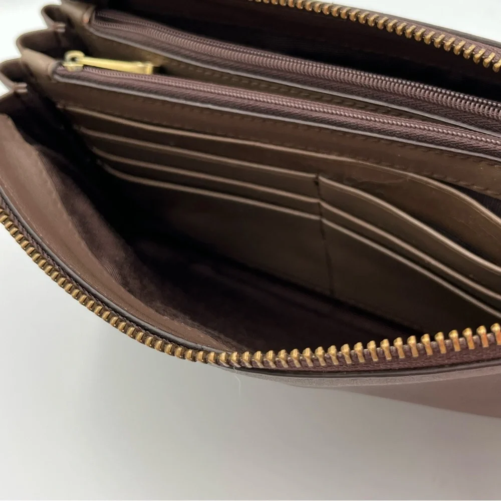 Bally chic clutch